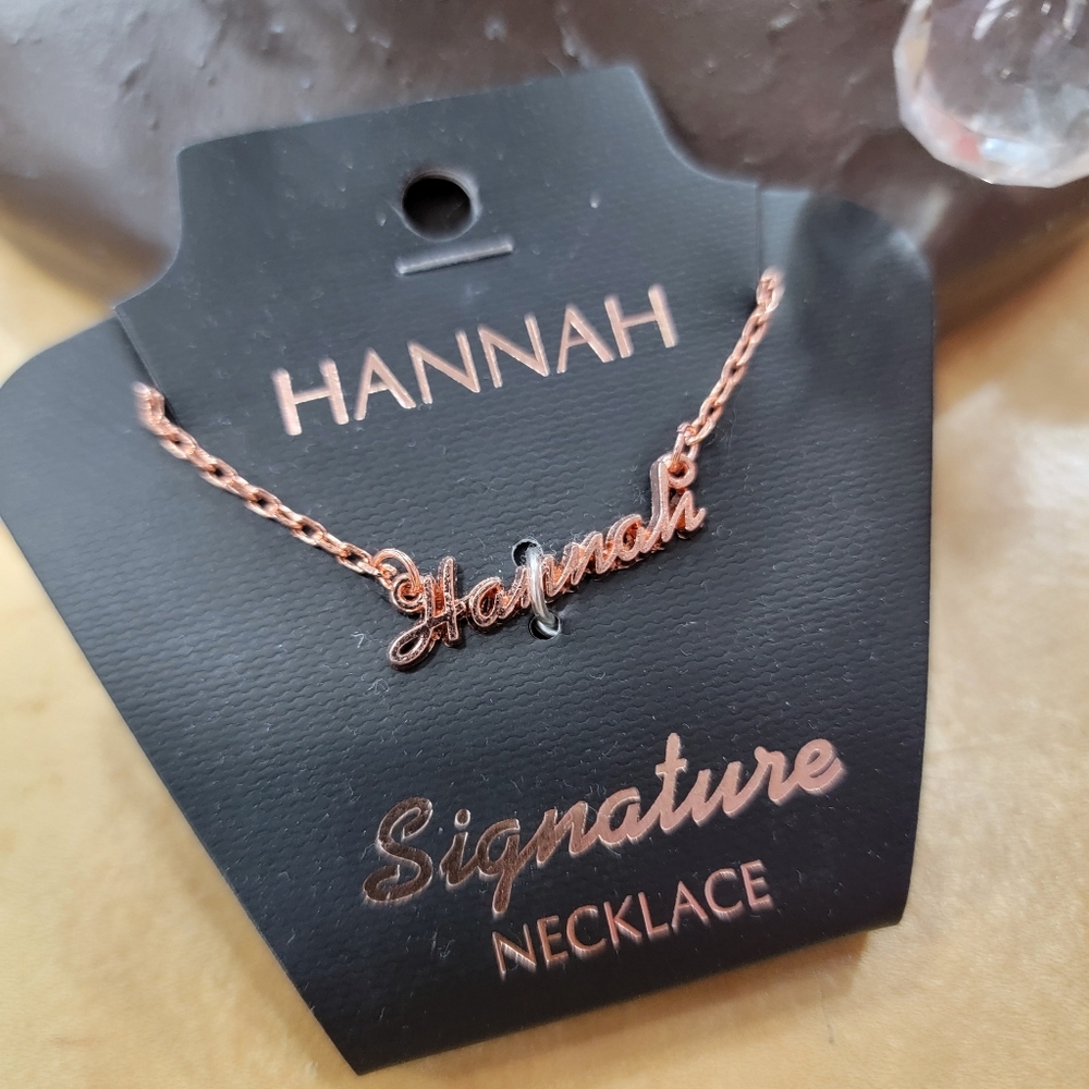 HANNAH Personalized Name Necklace